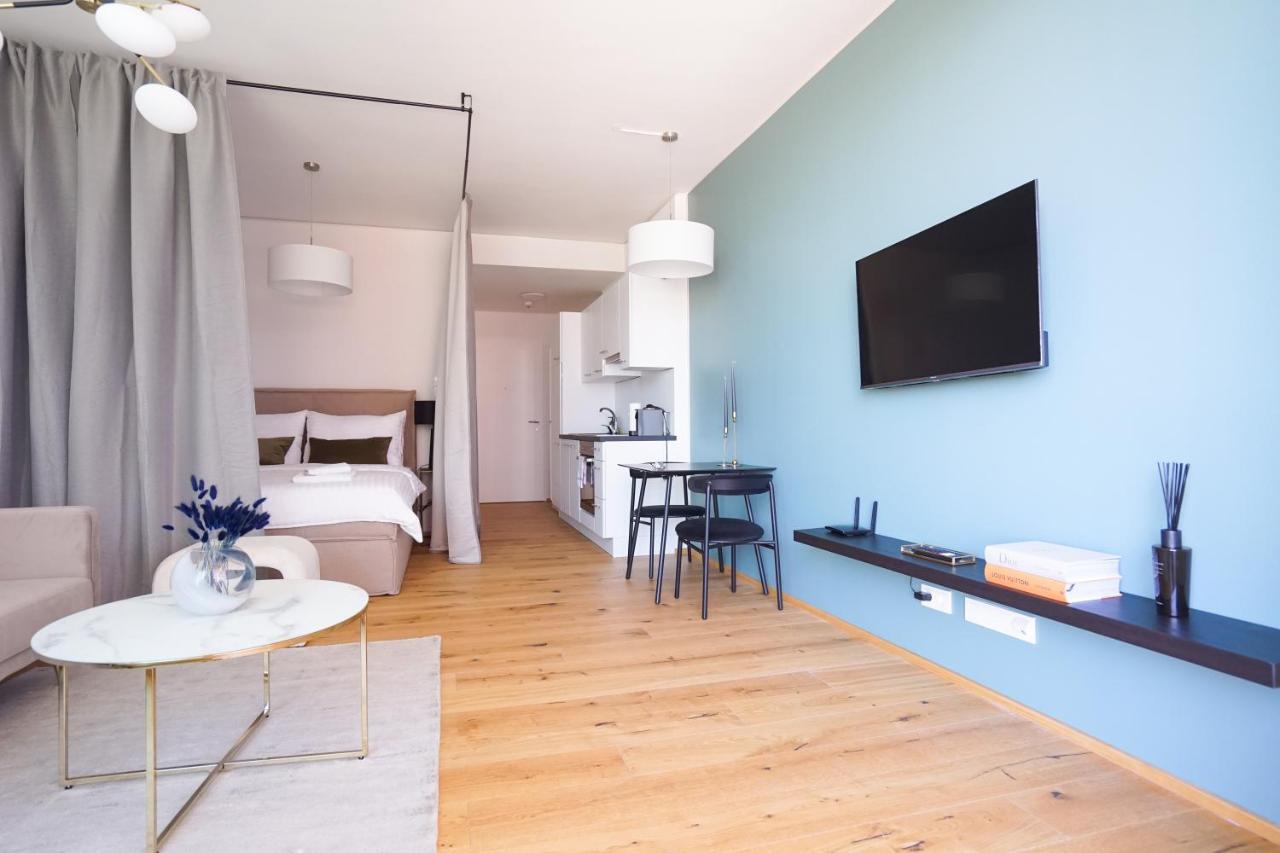 Boutique Studio With Terrace And Pool Viena Exterior foto