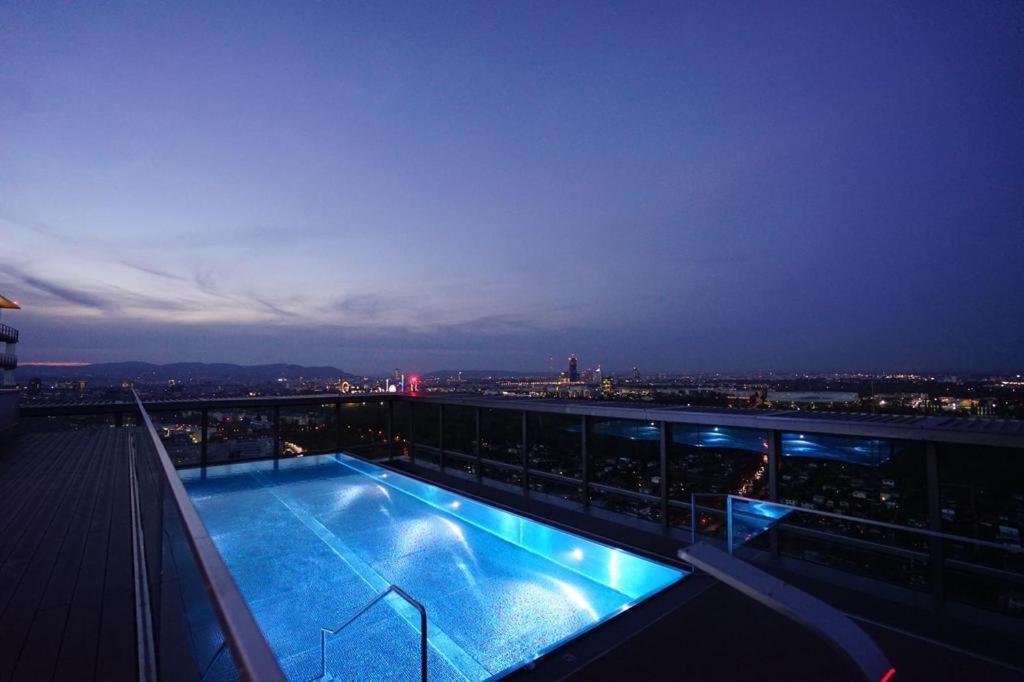 Boutique Studio With Terrace And Pool Viena Exterior foto